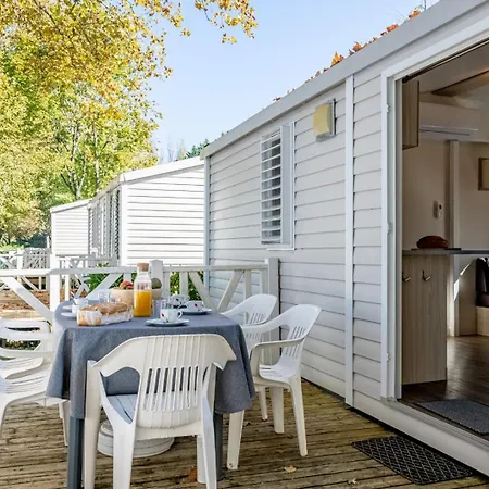 Maeva Escapades Les Boe-bains 4*