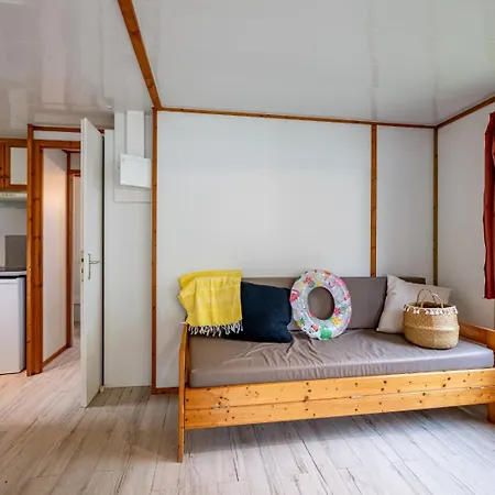 Maeva Escapades Les Boe-bains Campsite 4*