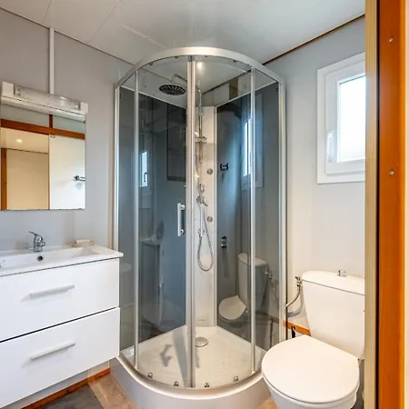Campsite Maeva Escapades Les Boe-bains 4*