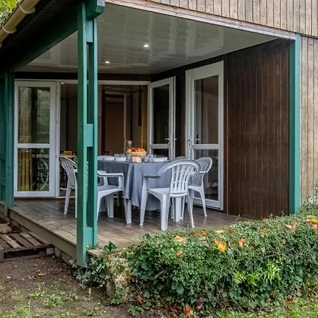 Maeva Escapades Les Boe-bains Campsite 4*
